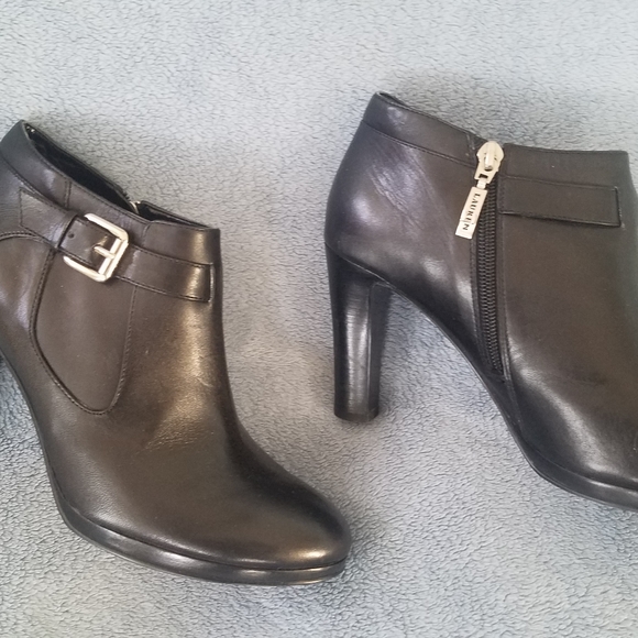 Brand New Ralph Lauren  Booties - Picture 2 of 2